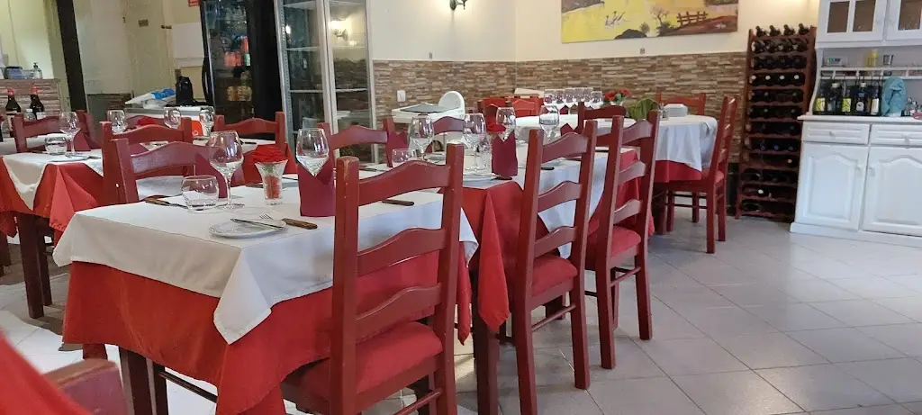 Fernando's Hideaway_Quarteira_slider_image_1