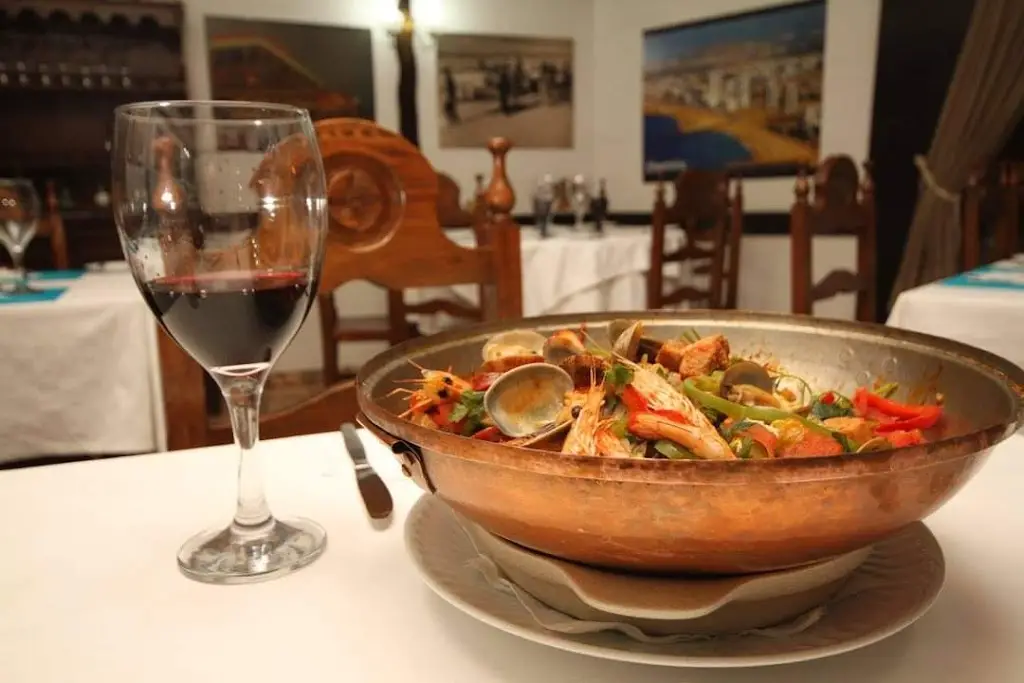 Restaurante Alphonso's_Quarteira_slider_image_3