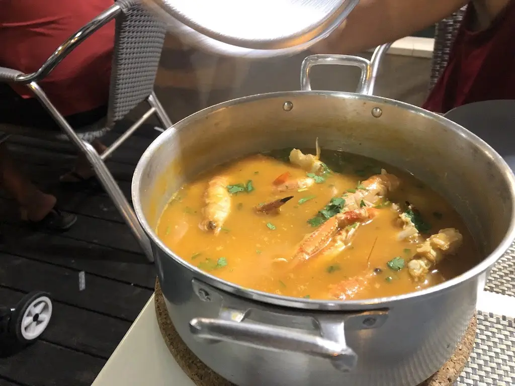 Karin Yamaki_Marisqueira Santiago_Quarteira_recensione