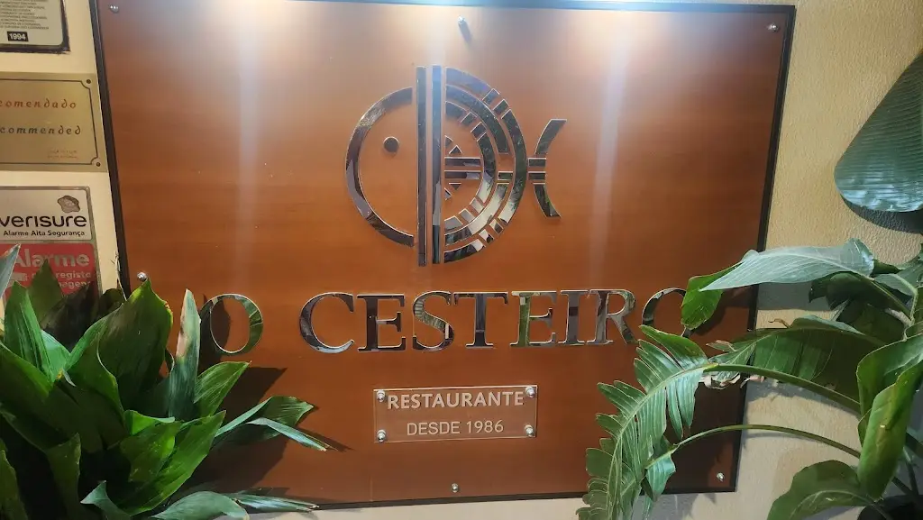 Vishen Naidoo_Restaurante O Cesteiro_Quarteira_recensione