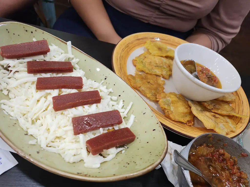 George_Dominó_Olhão_review