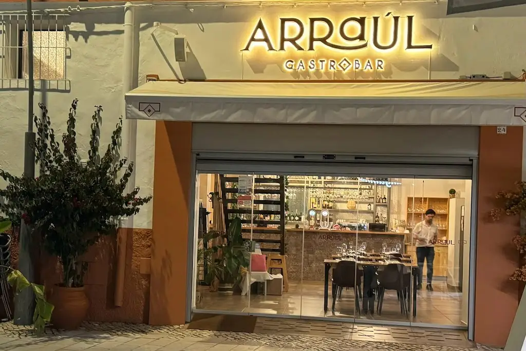 Arraúl Gastro Bar ristorante a Olhão