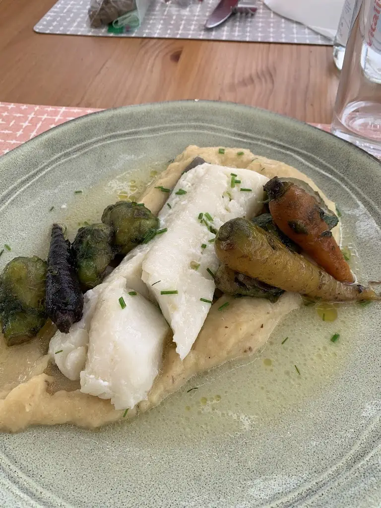 Oksana_Petiscais_Olhão_recensione