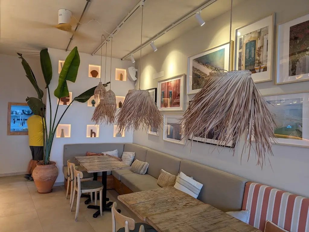 Stephan van Rooij_Playa Restaurante & Bar_Olhão_reseña