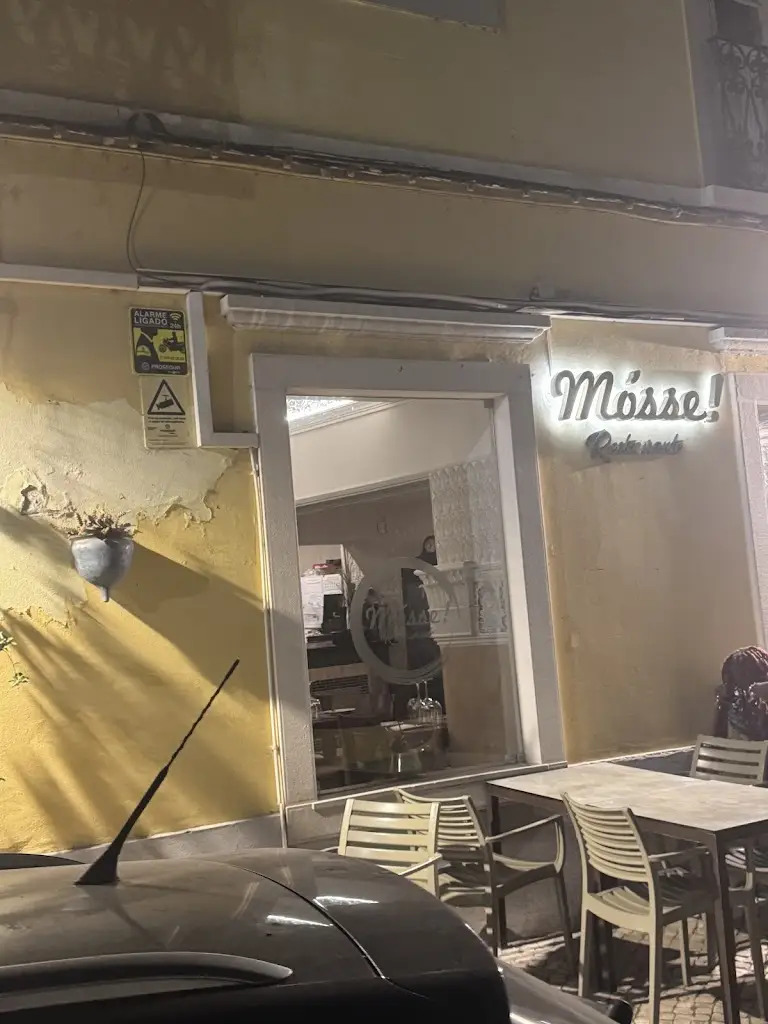 Kristie_Mósse!_Olhão_recensione