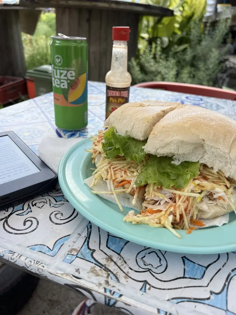 Stef vd Weerd_Rulote Vamos ao Vadim_Ribeira Grande_review