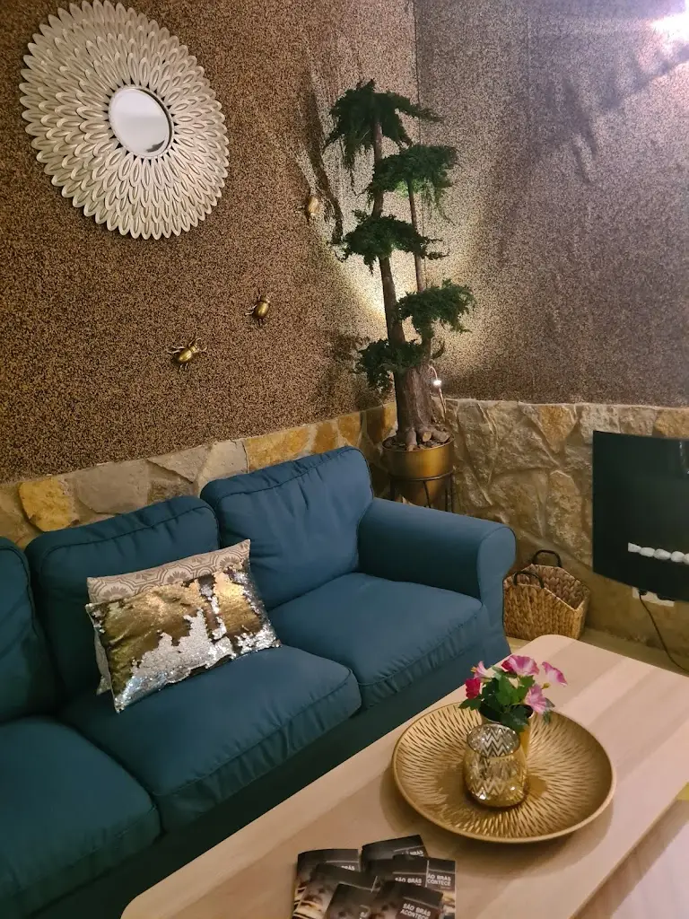 K R (Kevvy)_Ysconderijo_São Brás de Alportel_recensione