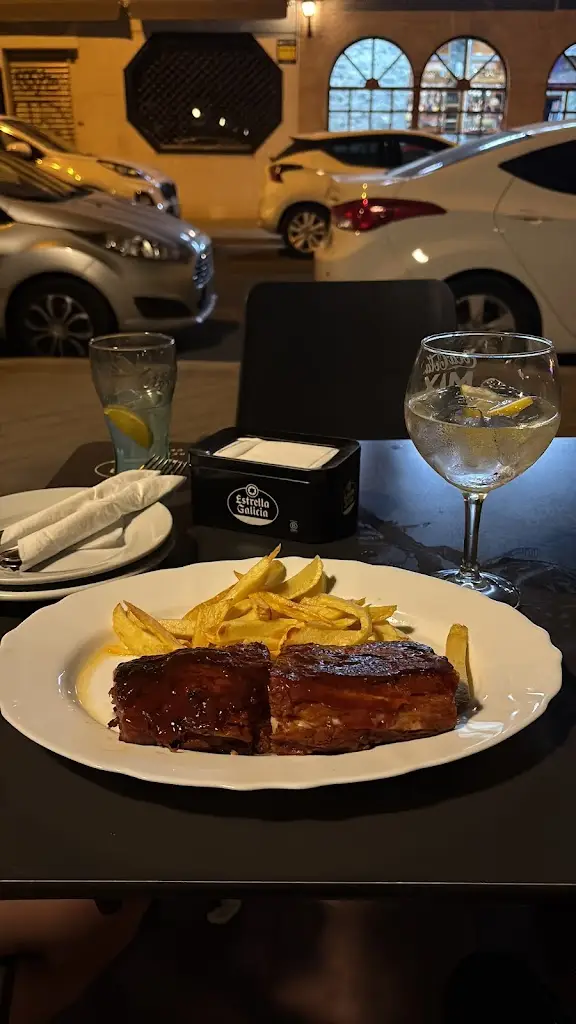 Sierria Lopez-Phillips_Restaurante Avenida_São Brás de Alportel_review