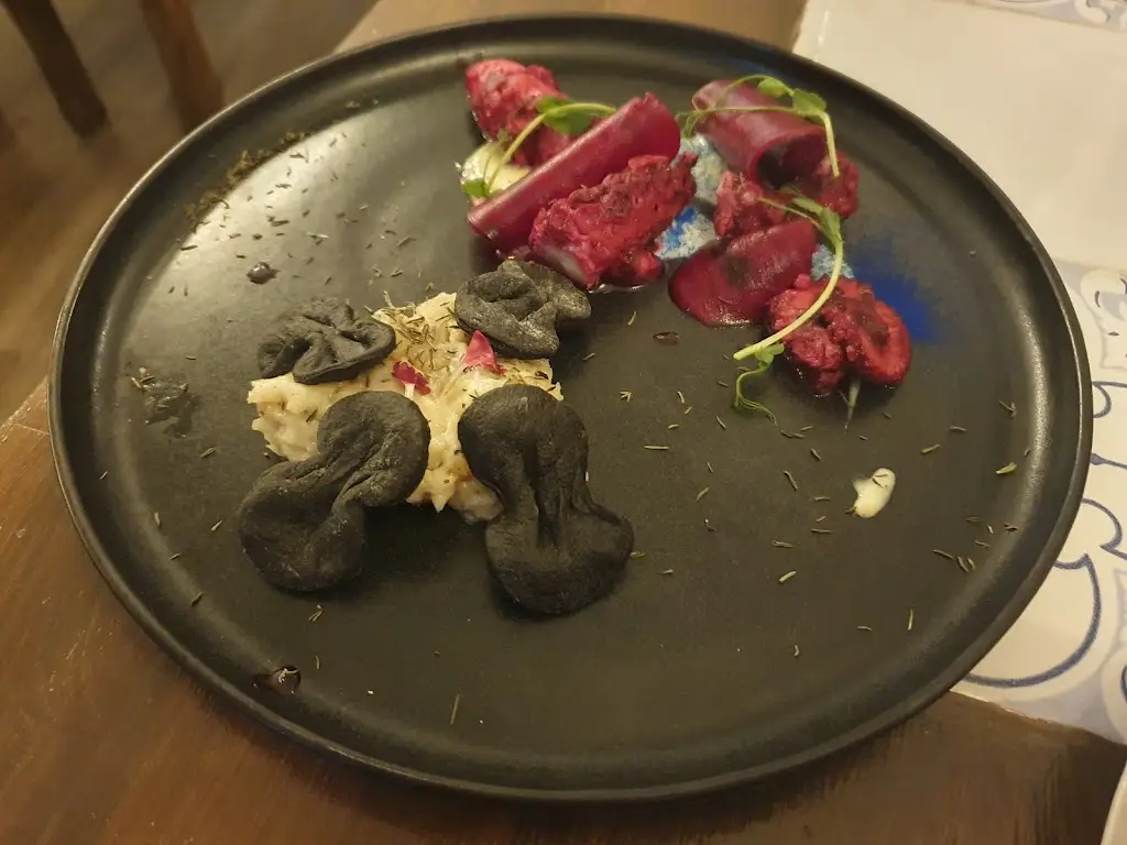 Peter Rosberg_10 Cantos_São Brás de Alportel_review