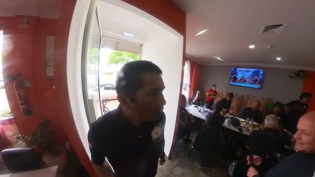 Purna Kumar Shrestha_Himalaya Gurkha Restaurante & sushi_São Brás de Alportel_reseña