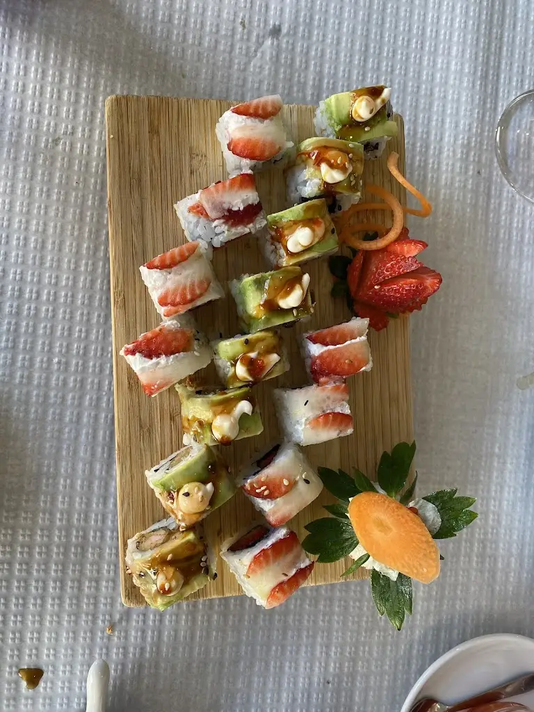 Joosje Hoekstra_Himalaya Gurkha Restaurante & sushi_São Brás de Alportel_reseña