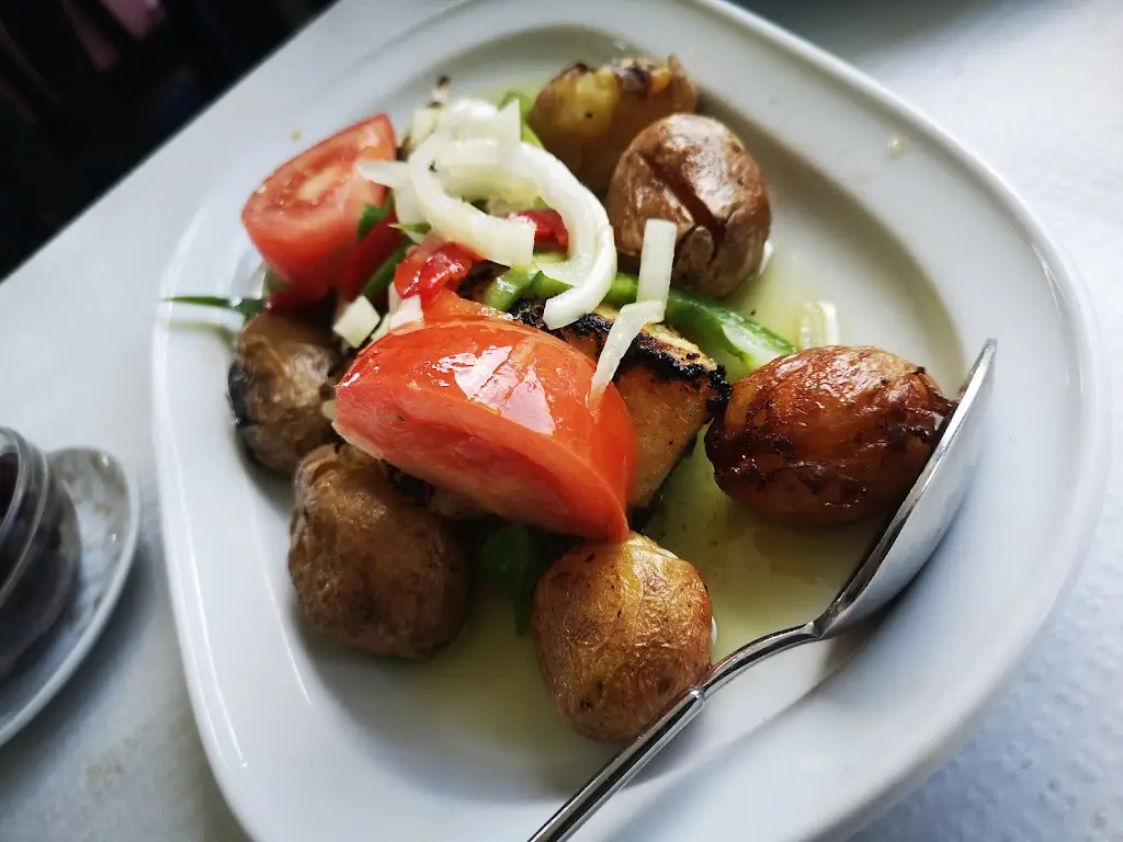 Menu_Restaurante Cabicanca_Aguiar da Beira_image_5
