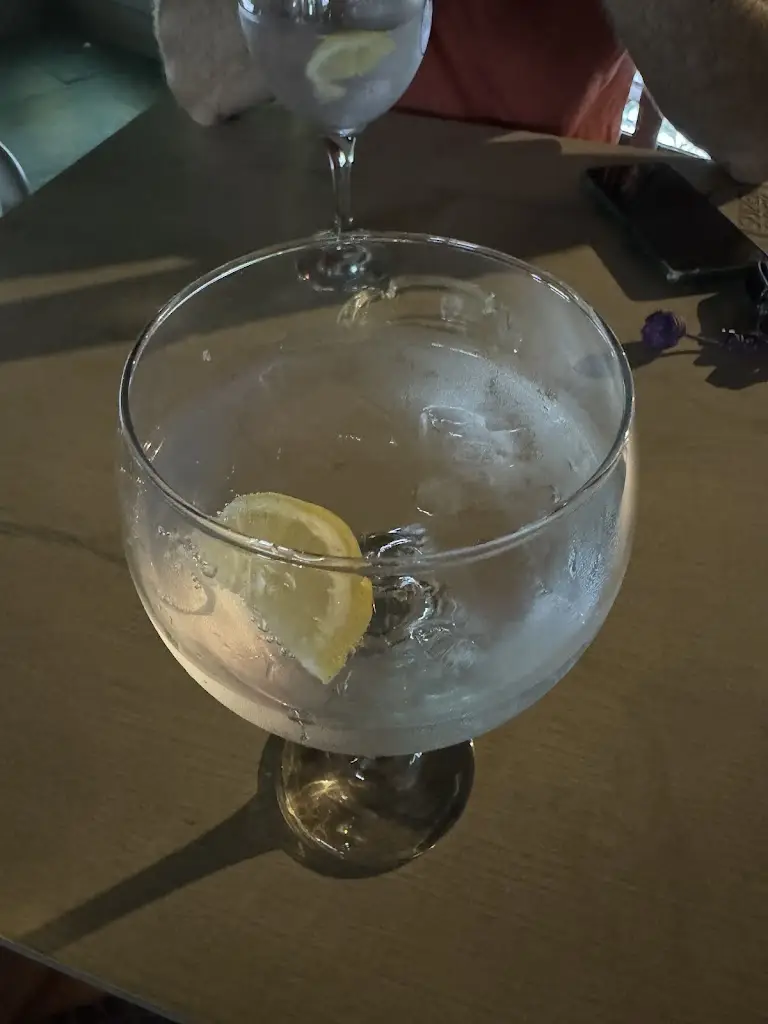 Garikoitz Gurtubay Artaraz_Face Bar Lounge_Aldeia Nova Miranda do Douro_recensione