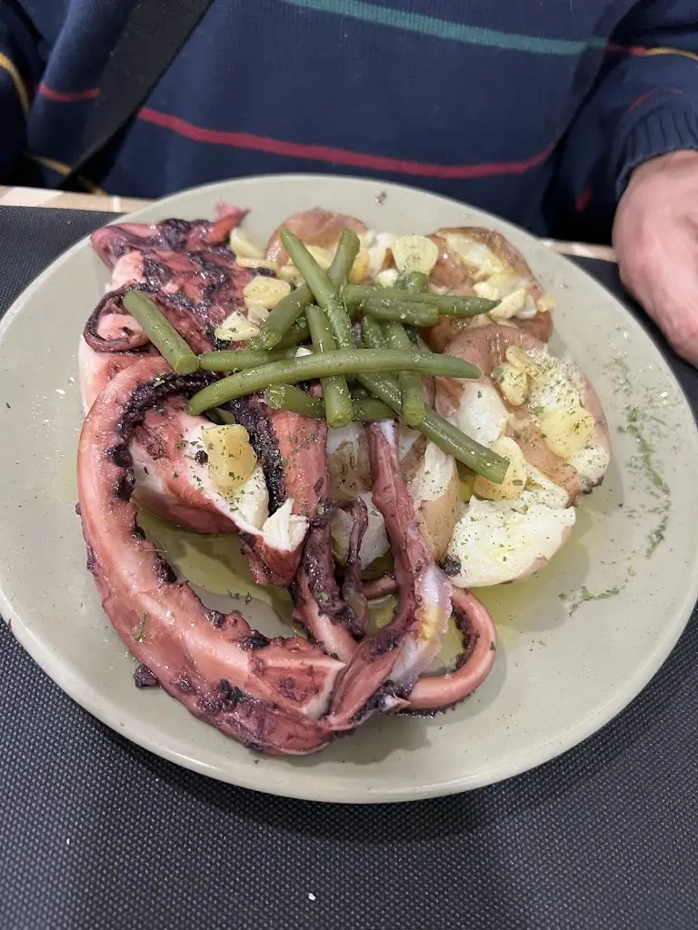 Sallie_La Rosa Negra_Alcains_Bewertung