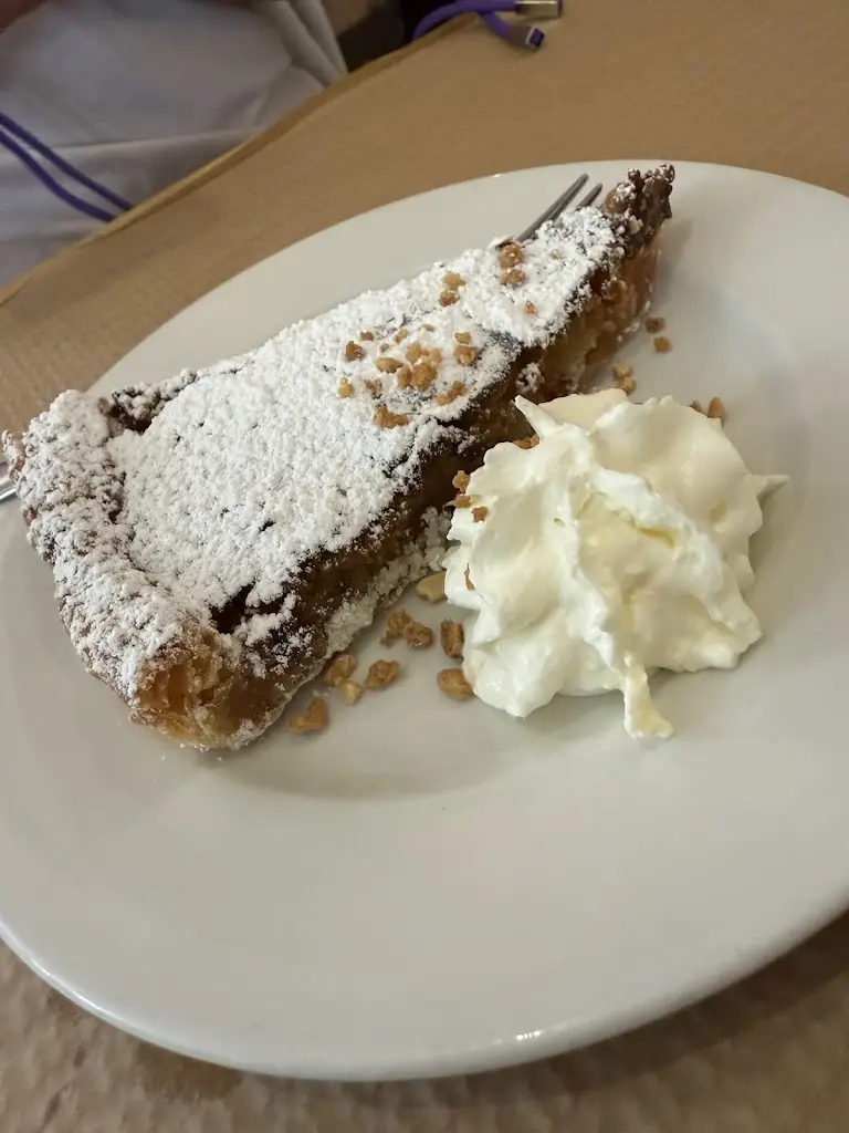 valentina papagni_Restaurante - Bar Caldeiras_Ribeira Grande_review