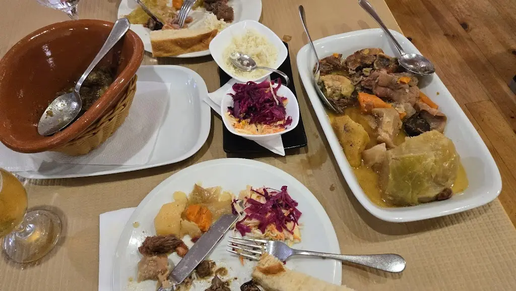 James Reuss_Restaurante - Bar Caldeiras_Ribeira Grande_review