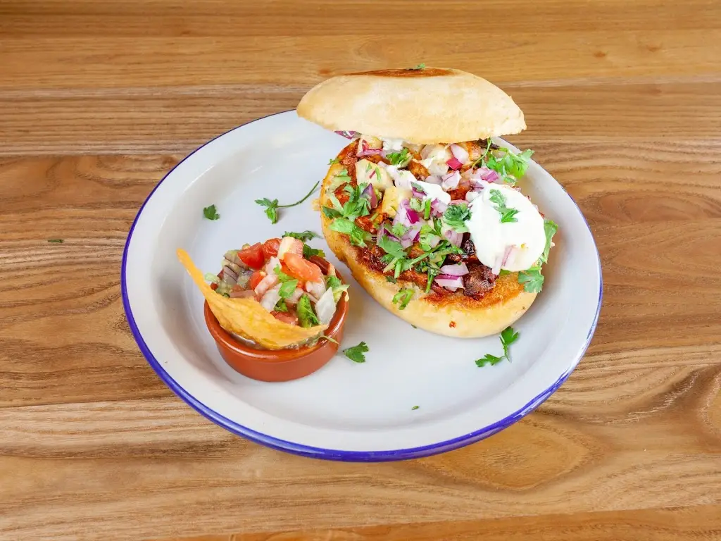 Domingos Ambrósio_Aldeia de Santo António_slider_image_3