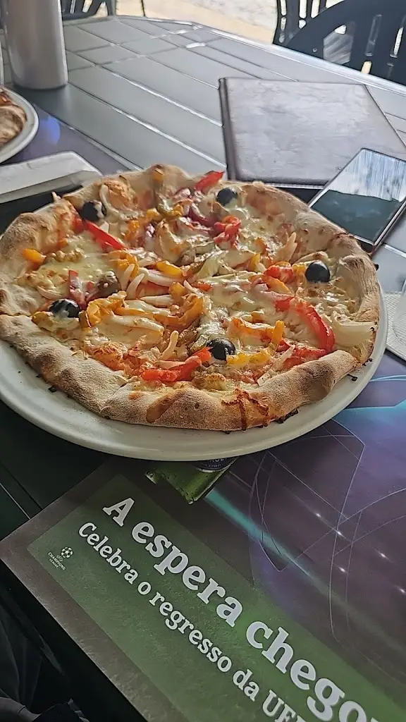 Ravi Iyer_Pizzaria Sabugalense_Aldeia de Santo António_recensione