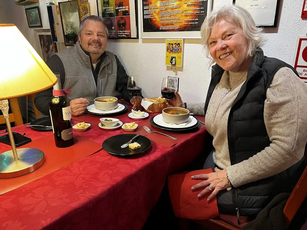 Deborah Aguirre_di.Vino_Vila Real de Santo António_recensione