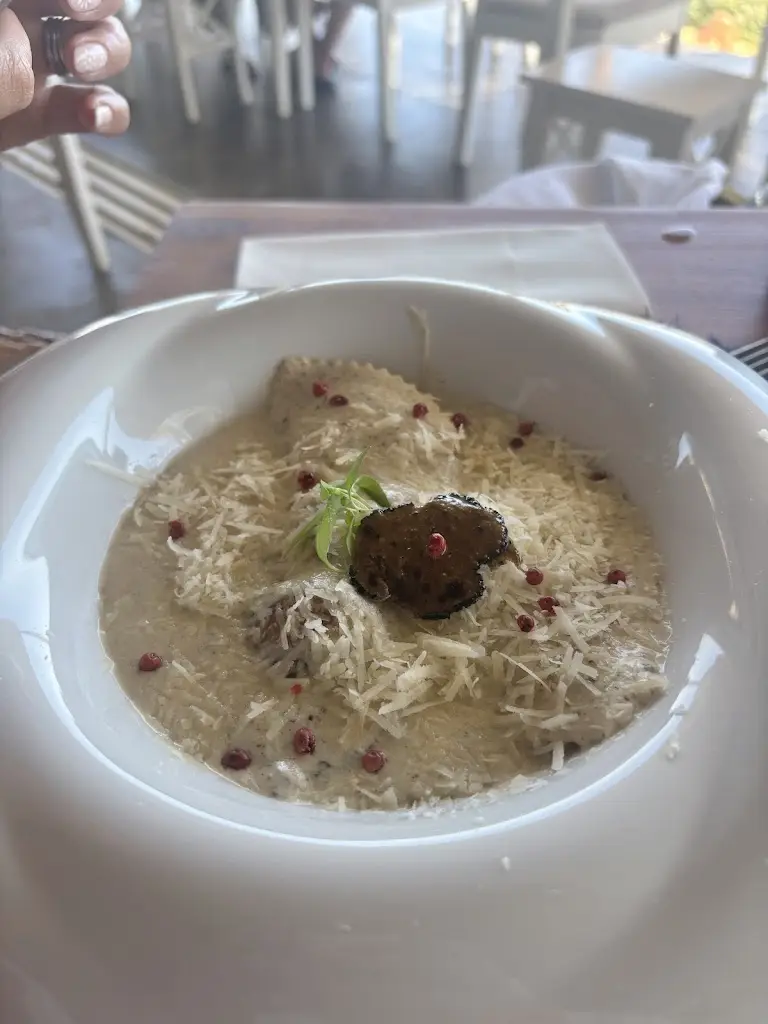 Stuart Bell_Grand Beach Club_Vila Real de Santo António_reseña