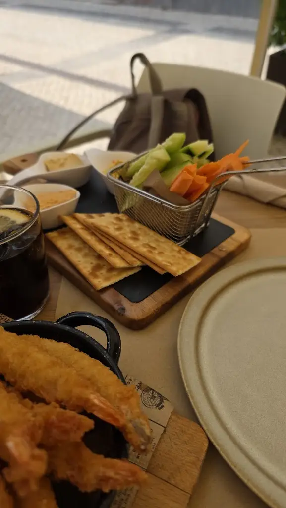 peter mckinney_Bistro - Bar Latté_Vila Real de Santo António_review