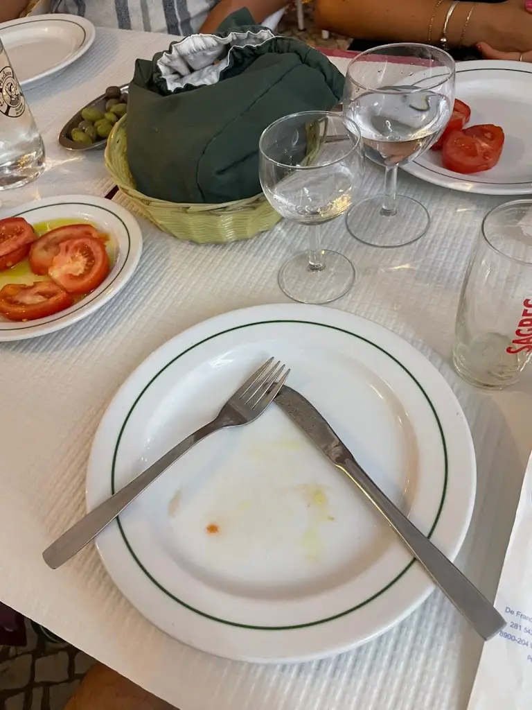 Jorge Guilherme Marques Dantas_O Pescador_Vila Real de Santo António_review