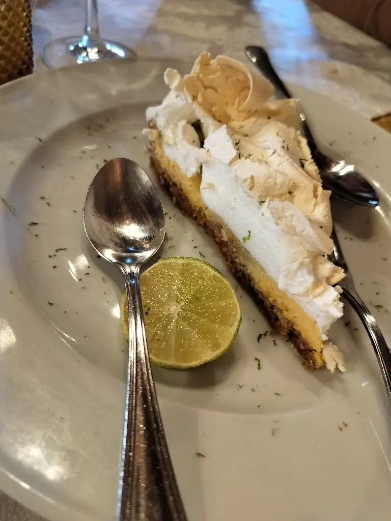 Corinne S M-G_Estrela da Serra_Alcabideche_reseña