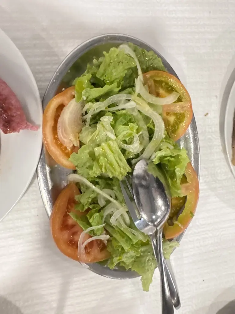 R T_Típico Aires_Alcabideche_reseña