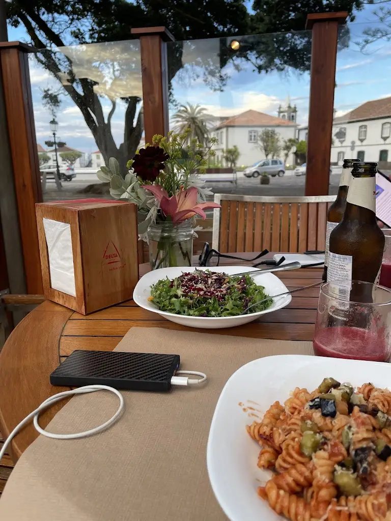 Austeja Androsiunaite_Amuní Green Bar_Santa Cruz da Graciosa_review