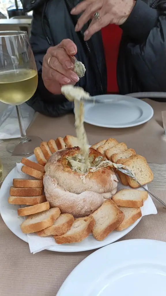 O Valério_Aldeia Galega da Merceana_slider_image_2