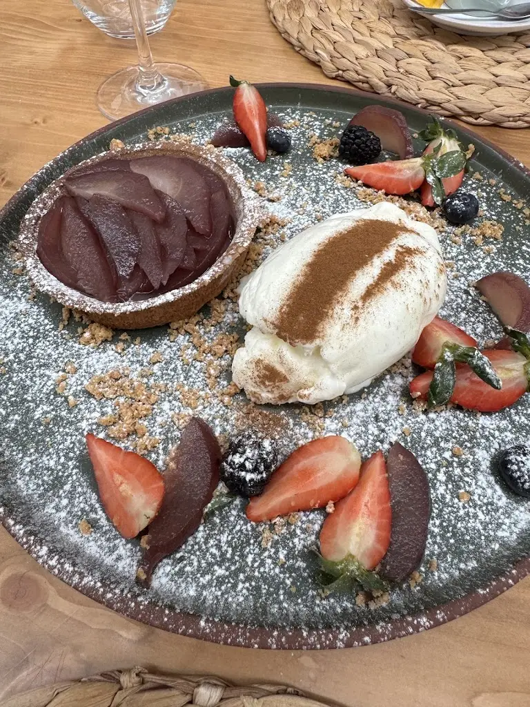 Angie Towse_Cas'Amaro Wine Shop & Bar_Aldeia Gavinha_recensione