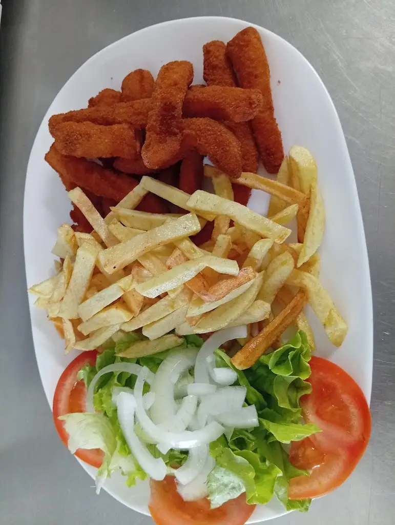 Ana Cristina Pereira_Café e restaurante da D’Cristina_Aldeia Gavinha_reseña