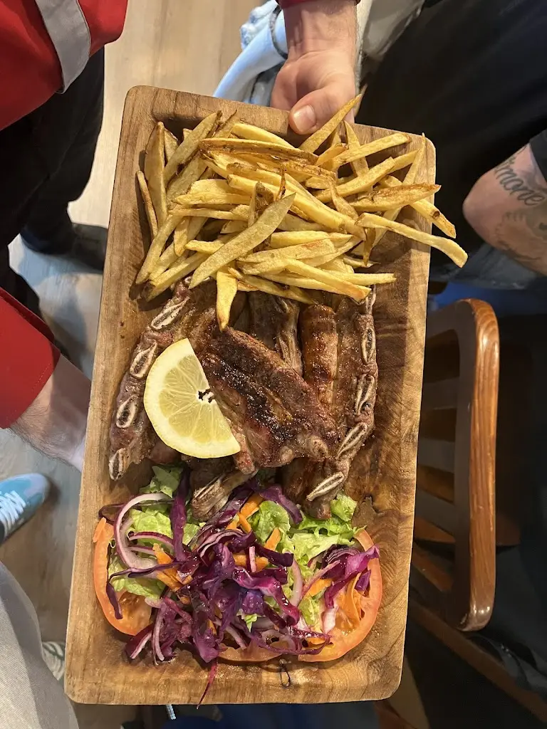 N Veloso_Restaurante Lá d'Xima_Aldeia Gavinha_recensione