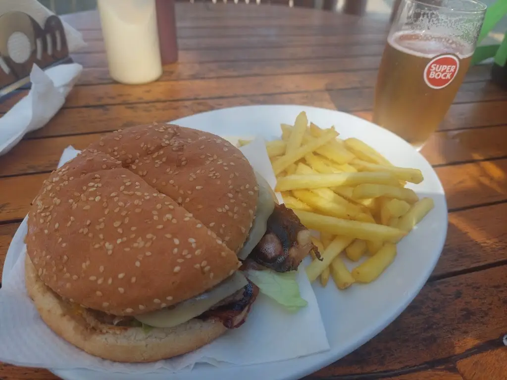 Menu_Café on the Plaza_Santa Cruz da Graciosa_immagine_8