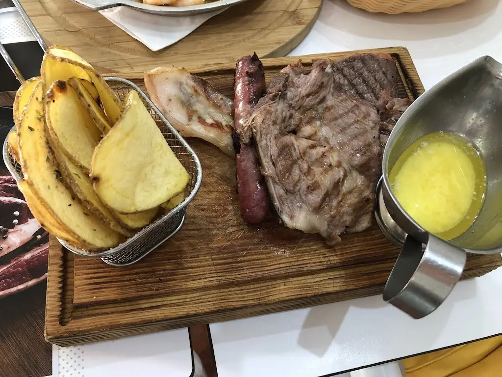 Yevgen Goncharuk_Tasquinha do Alfaiates_Alfaiates_recensione