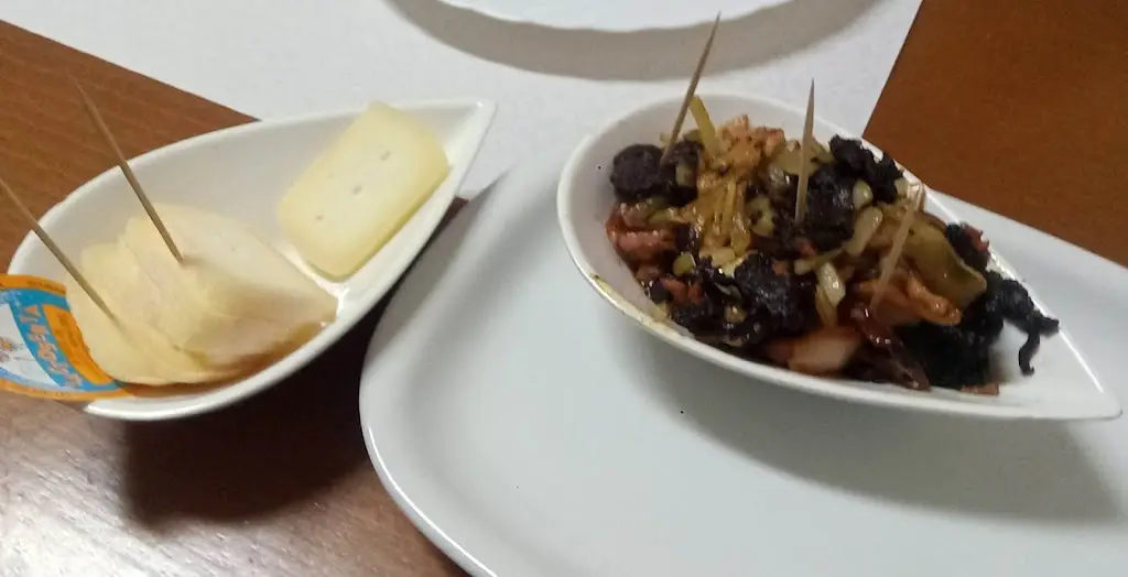 Menu_Petisqueira Meio bidon_Alcoentre_imagen_2