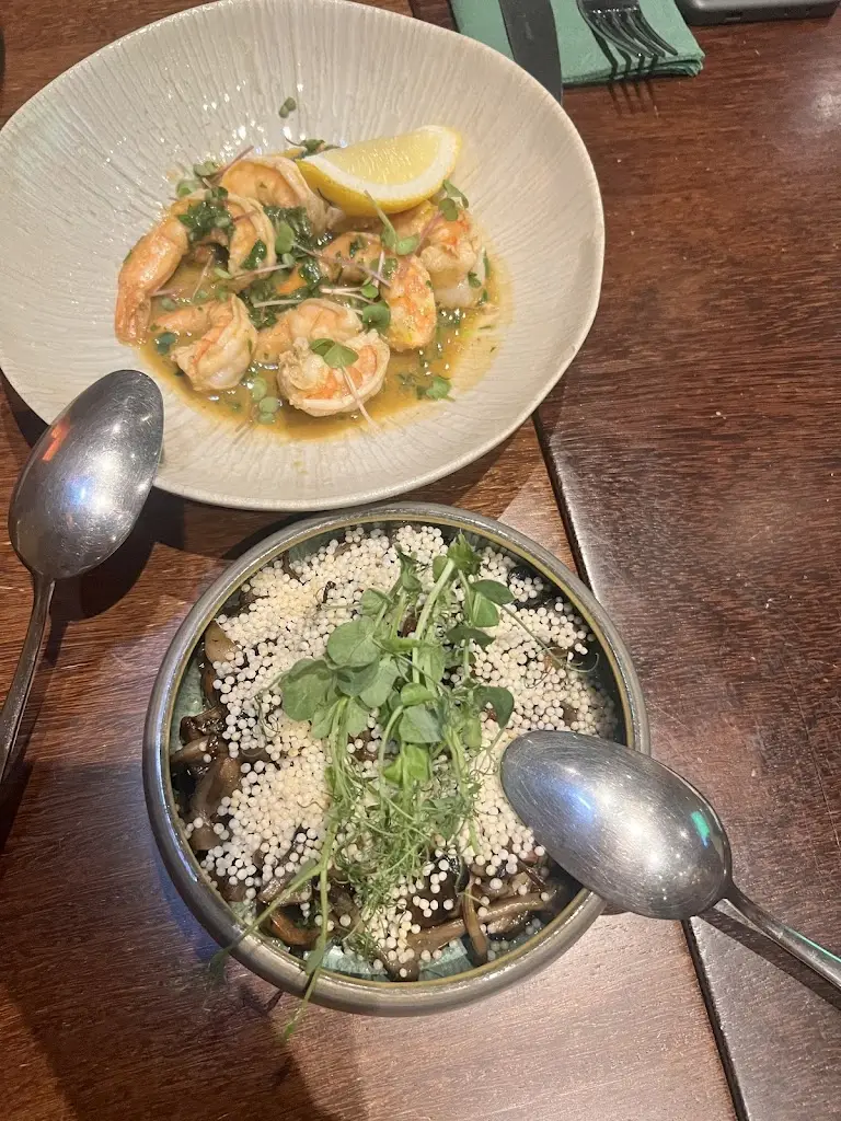 Mireia Perera_Pedro Homem Bistrô Cocktails & Wine Bar_Arrifes_recensione