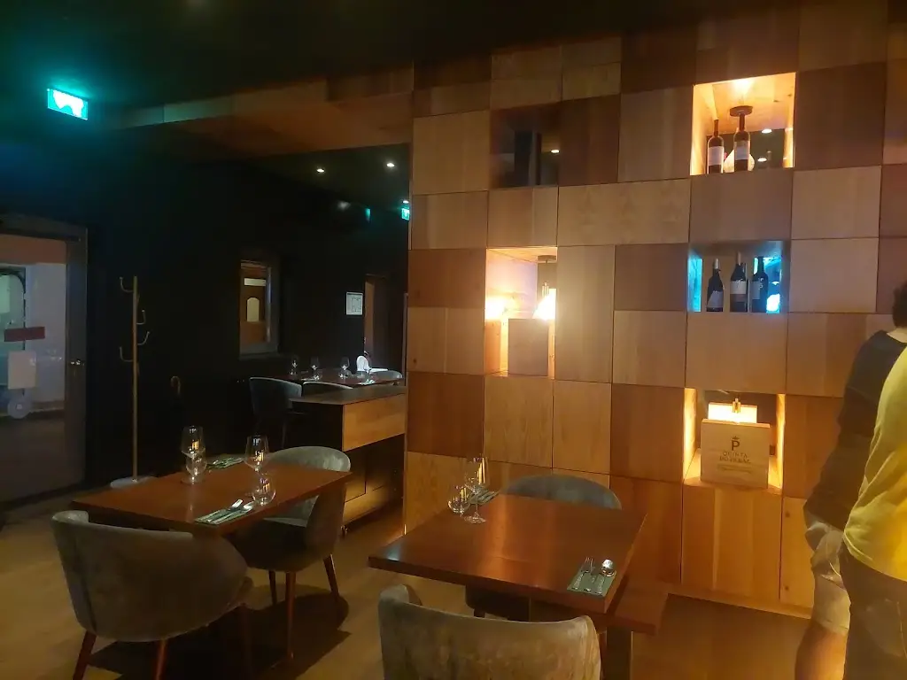 Pedro Homem Bistrô Cocktails & Wine Bar_Arrifes_slider_image_3