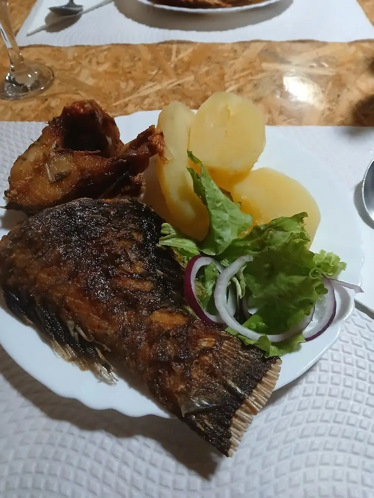 Toma Lá Dá Cá Snack Bar_Santa Cruz da Graciosa_slider_image_3