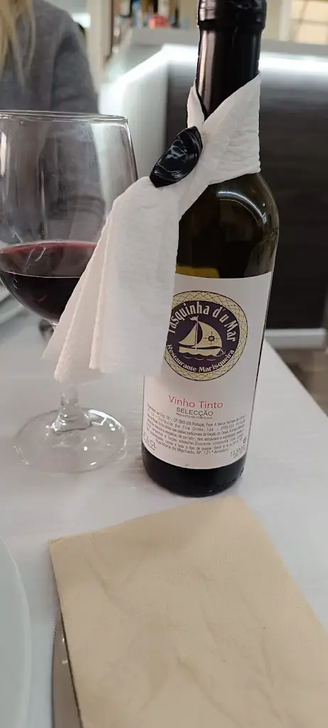 Alessandra Carvalho_Tasquinha D'u Mar_Alfornelos_review