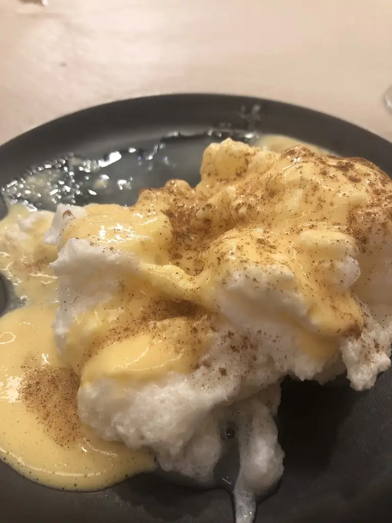 J Artur Serrano_A Cabaninha_Alfornelos_review