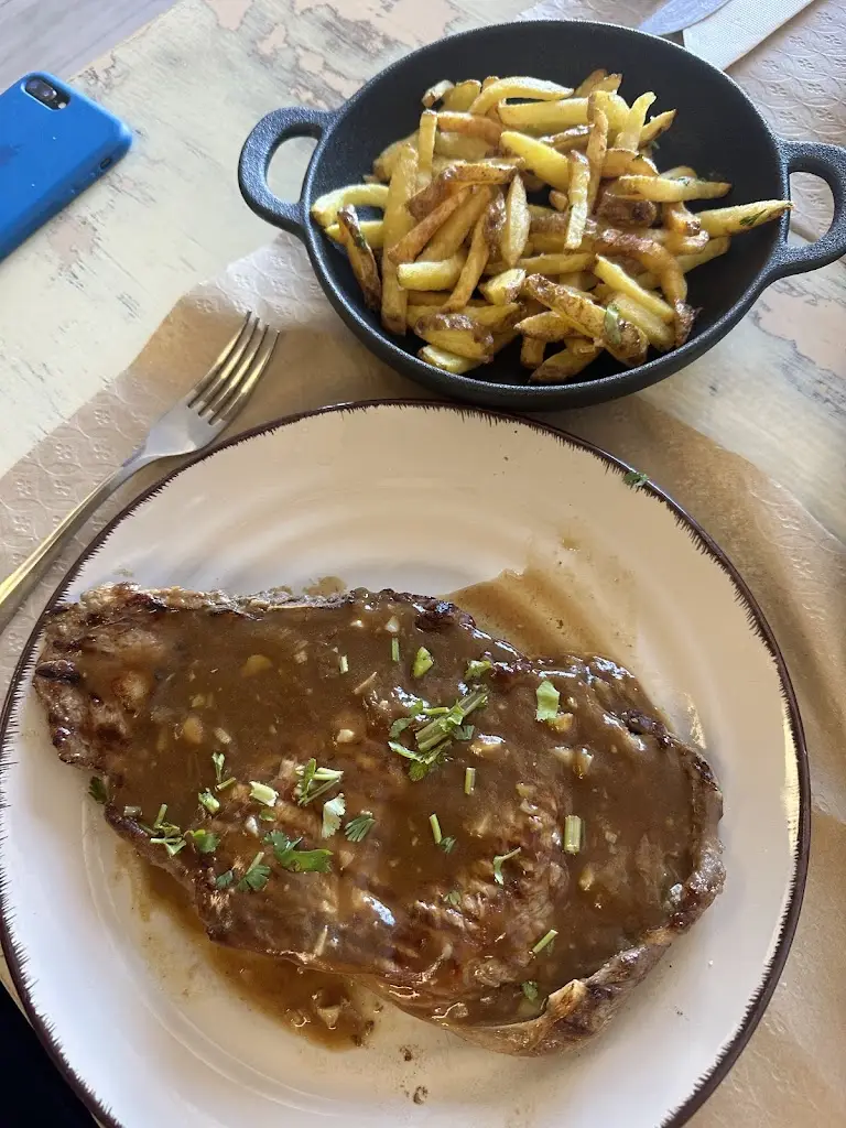 Camila T Picon_Restaurante Maria Larica_Alenquer_reseña