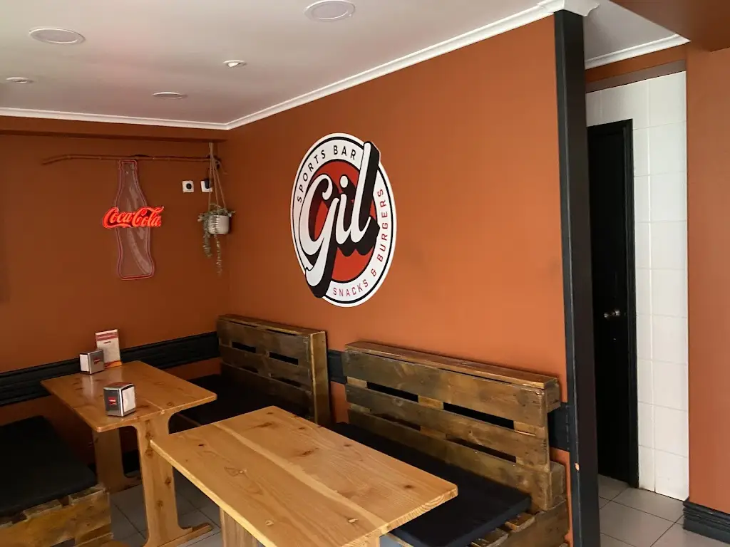 Heidy Méndez_Sports Bar Gil_Santa Cruz da Graciosa_review