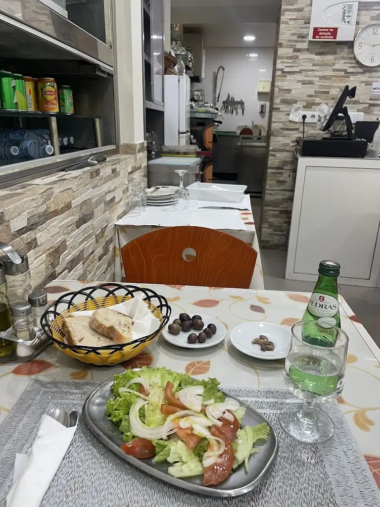 Phaebe Liu_Tendinha do Marquês_Alhandra_recensione