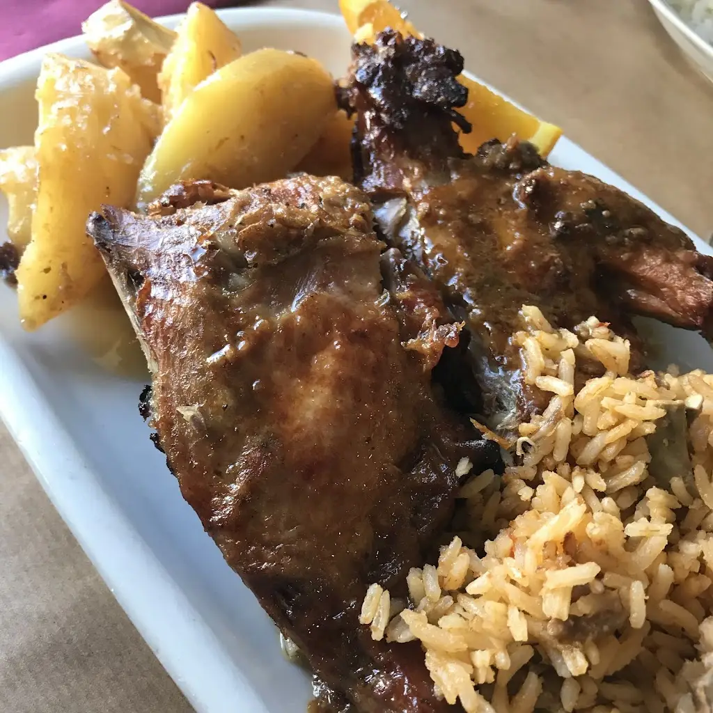 Luis Antunes_Segredos & Bastidores_Alfragide_recensione