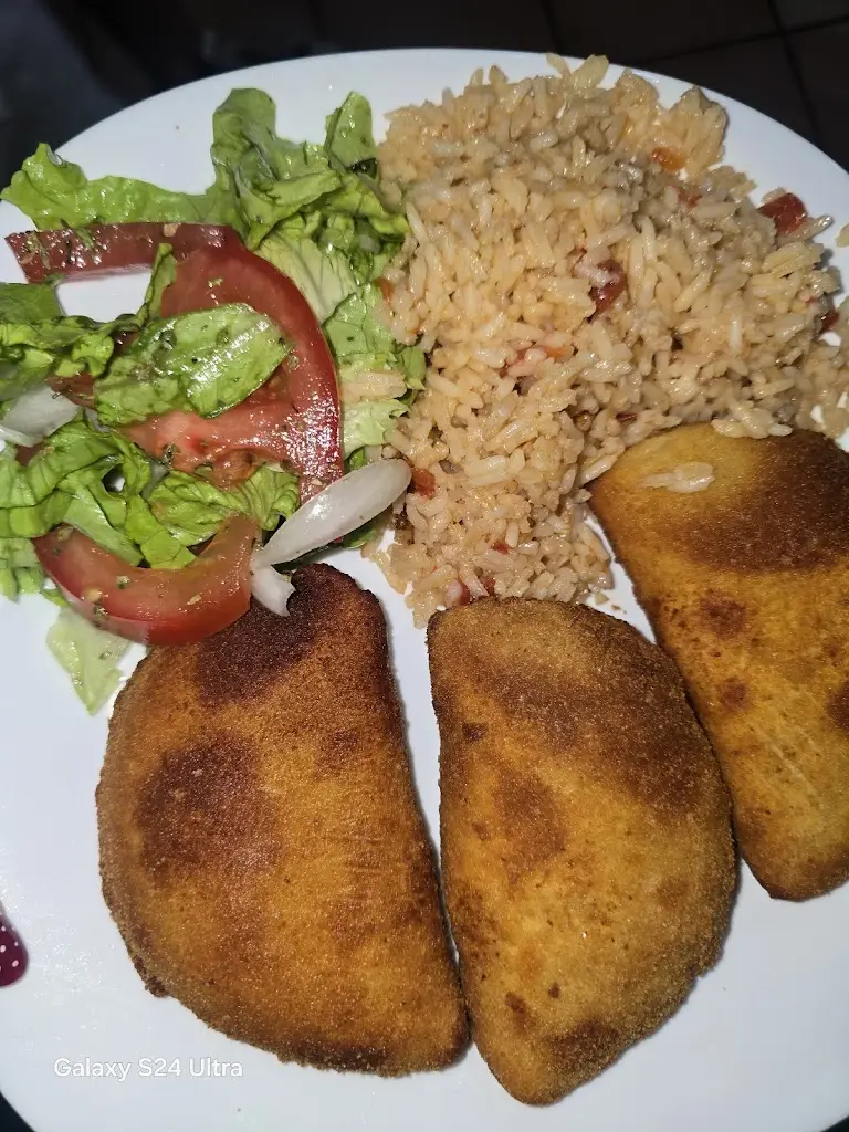 O Aníbal Alfragide ristorante a Alfragide