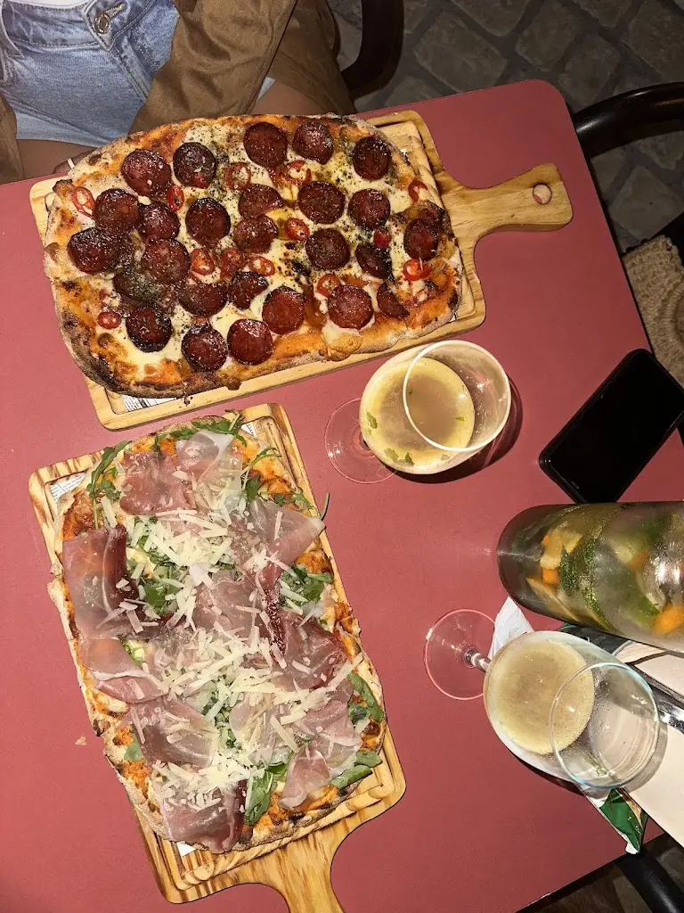 Sara_Tasquinha Italiana_Algés_reseña