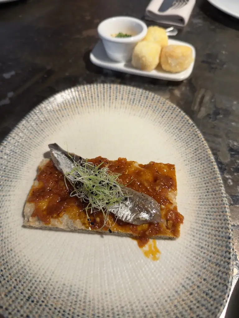 Anhelina Kashchyts_Marisqueira de Algés_Algés_review