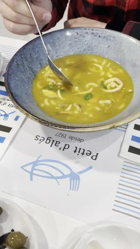 Поліна Шальнева_Petit d’Algés_Algés_recensione