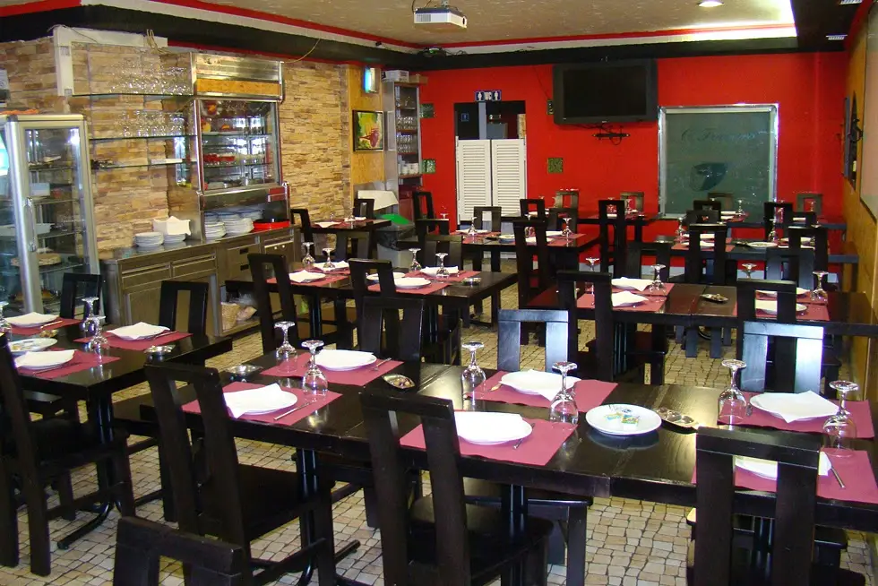Restaurante O Fumeiro ristorante a Agualva